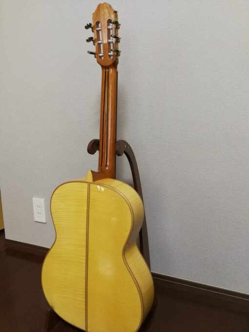 GGWS-1Sにおいた桜井 Maestro-RF メイプル横板/裏板