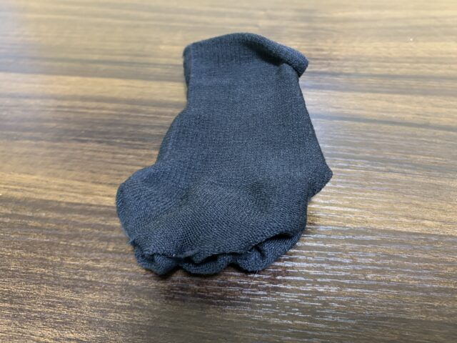 再びつけるときに指が裏返しになる山田式　手指のサポーター