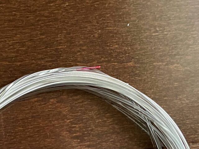 ノブロック 300ADCの5弦の赤い印