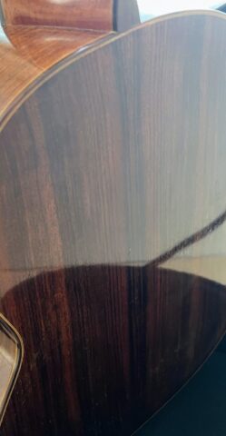 ヘスス・ベレサール・ガルシアの裏板。